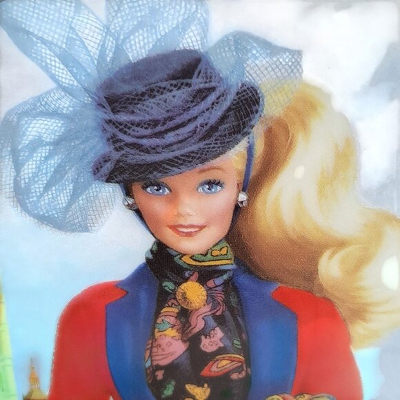 BARBIE VISITS ENGLAND - Danbury Mint Limited Edition Collectors Plate - Picture 5 of 6